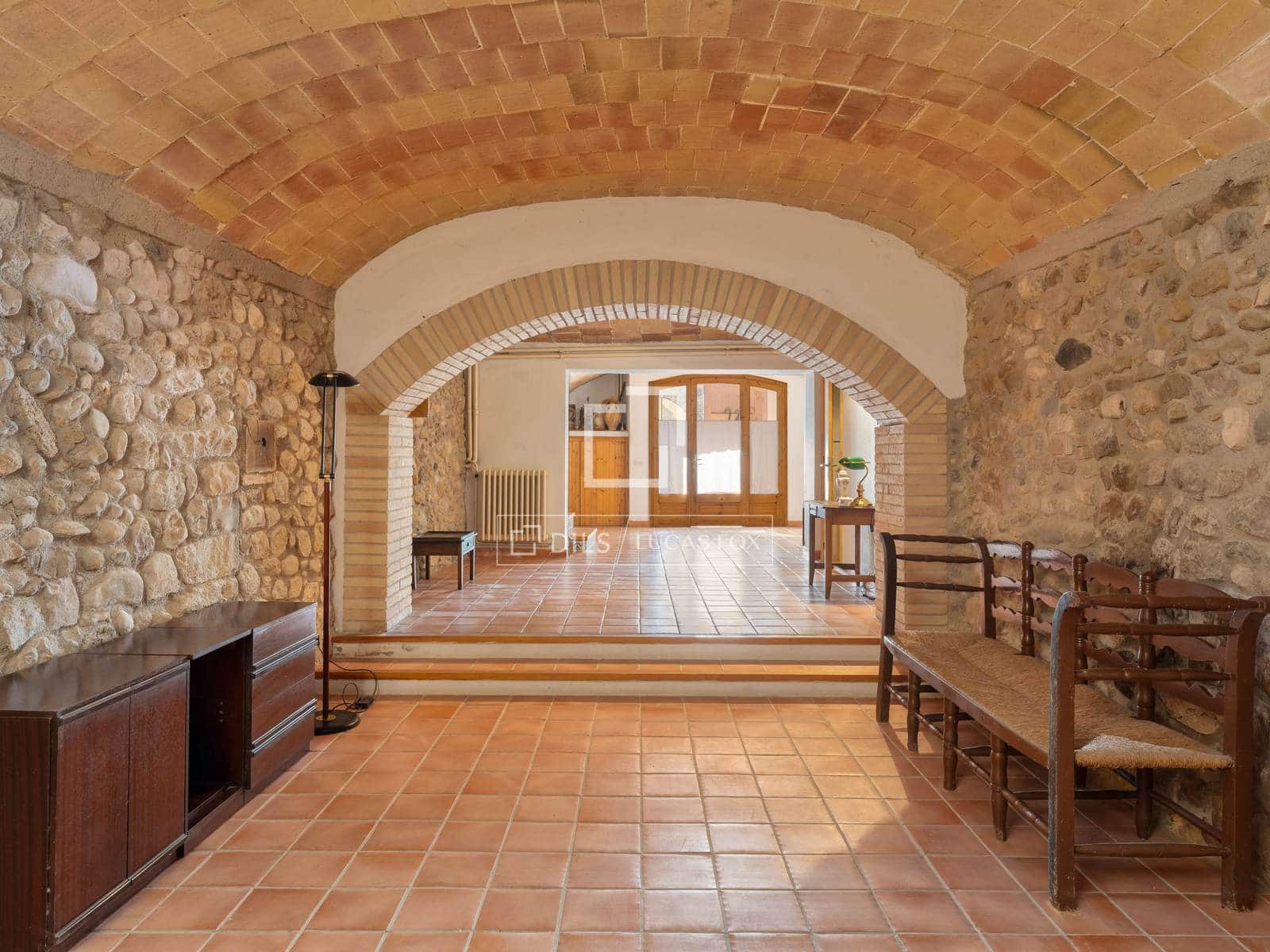 5 sypialnia Finka/Dom wiejski na sprzedaż w Cabanelles - 695 000 € (Ref: 10052054)