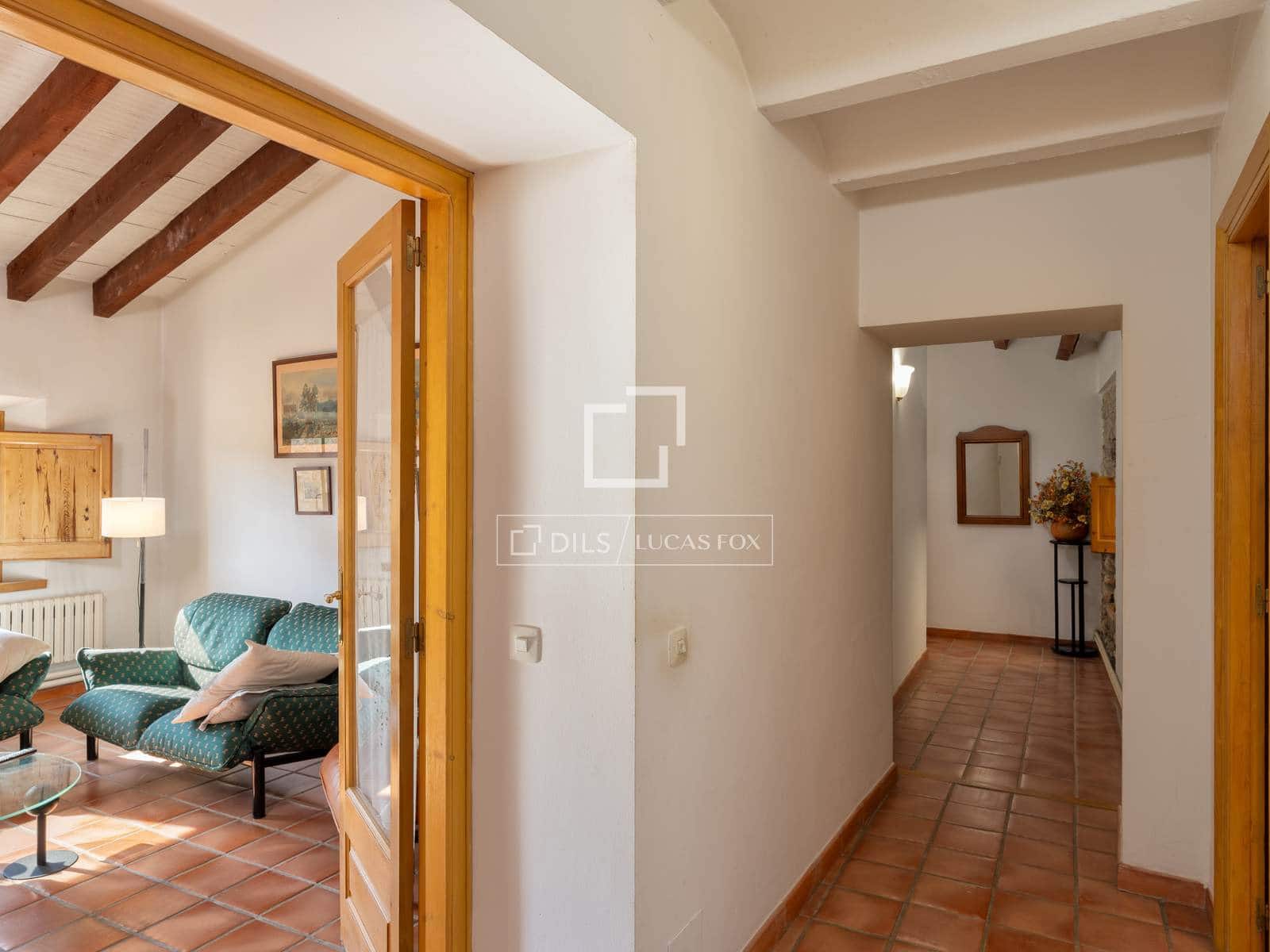 5 sypialnia Finka/Dom wiejski na sprzedaż w Cabanelles - 695 000 € (Ref: 10052054)