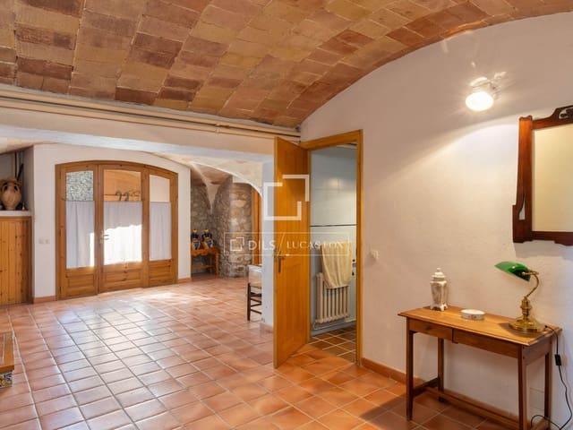 Finca/Casa Rural de 5 habitaciones en Cabanelles en venta - 695.000 € (Ref: 10052054)