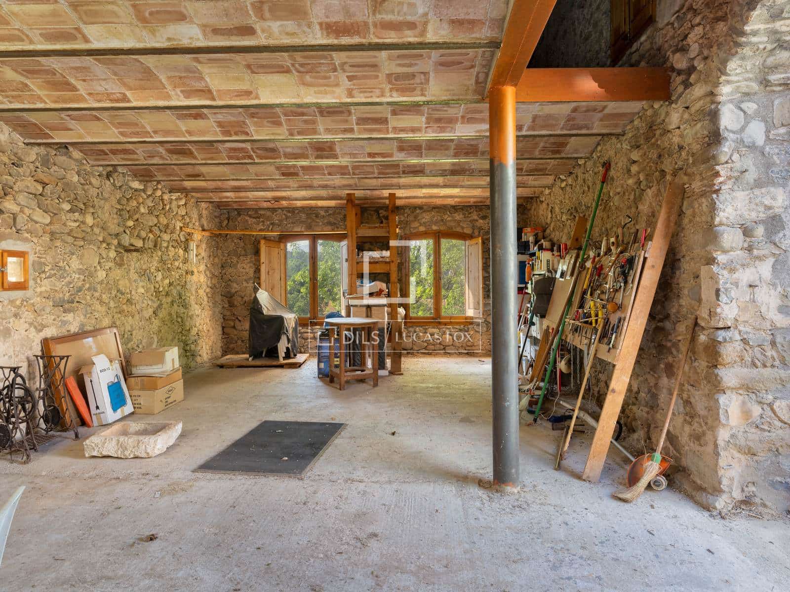 5 sypialnia Finka/Dom wiejski na sprzedaż w Cabanelles - 695 000 € (Ref: 10052054)