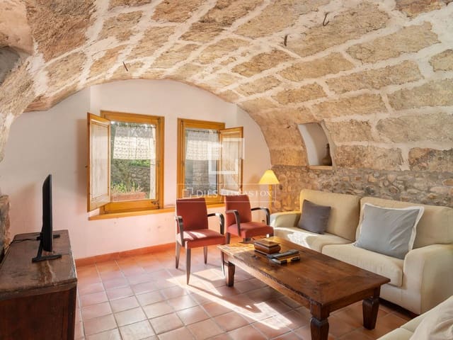 Finca/Casa Rural de 5 habitaciones en Cabanelles en venta - 695.000 € (Ref: 10052054)