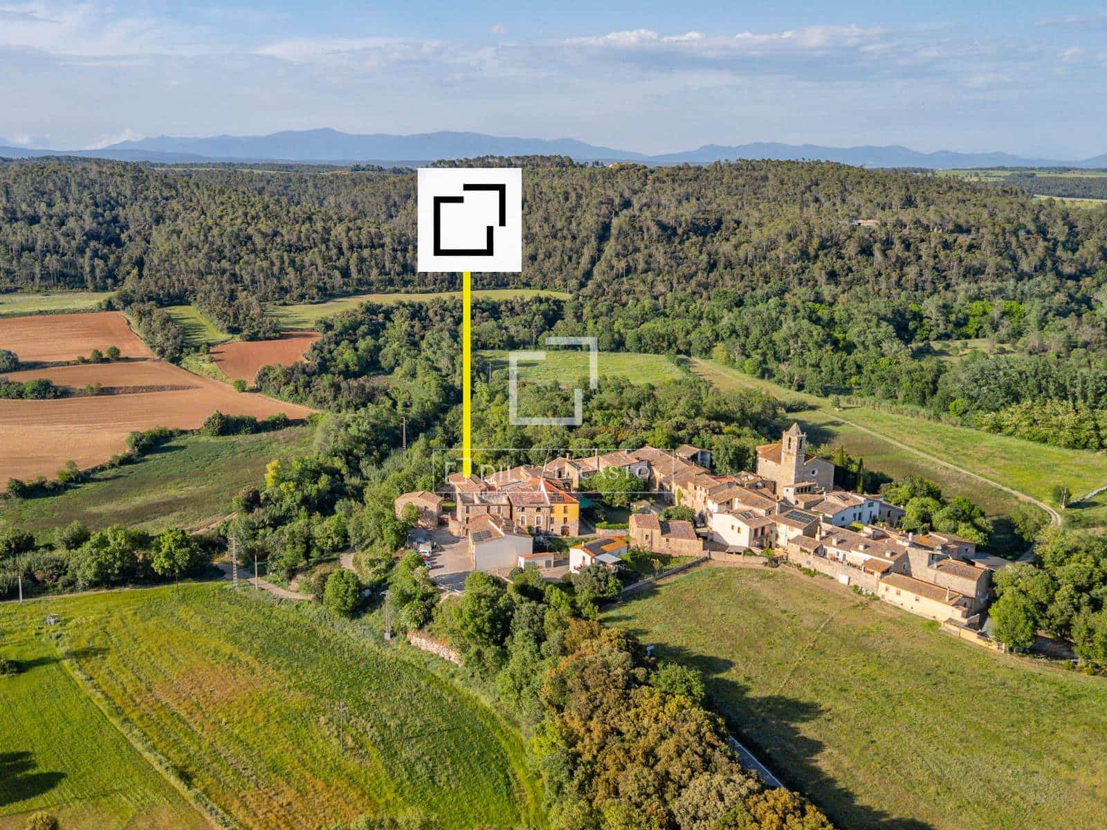 5 sypialnia Finka/Dom wiejski na sprzedaż w Cabanelles - 695 000 € (Ref: 10052054)