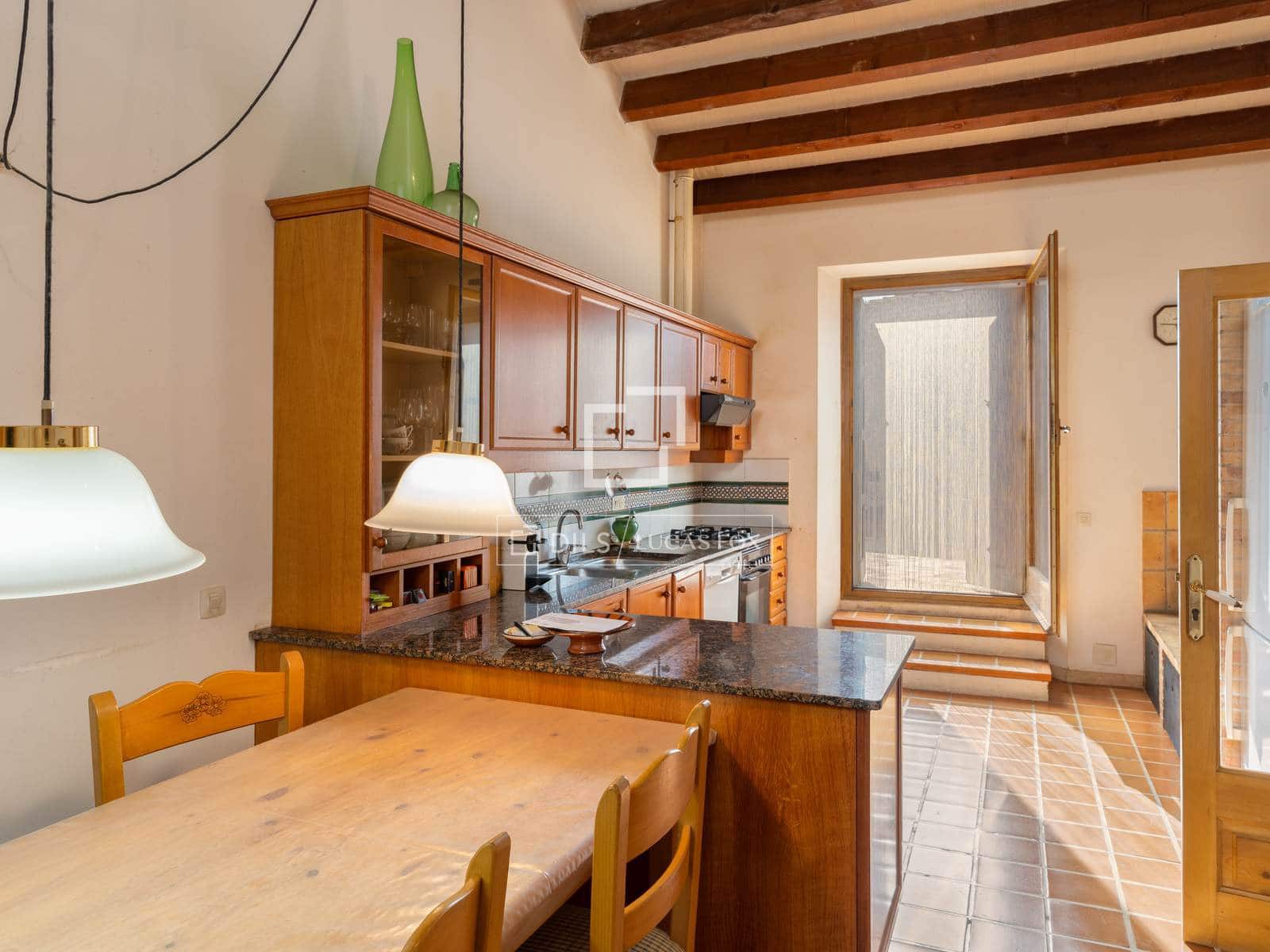 5 sypialnia Finka/Dom wiejski na sprzedaż w Cabanelles - 695 000 € (Ref: 10052054)