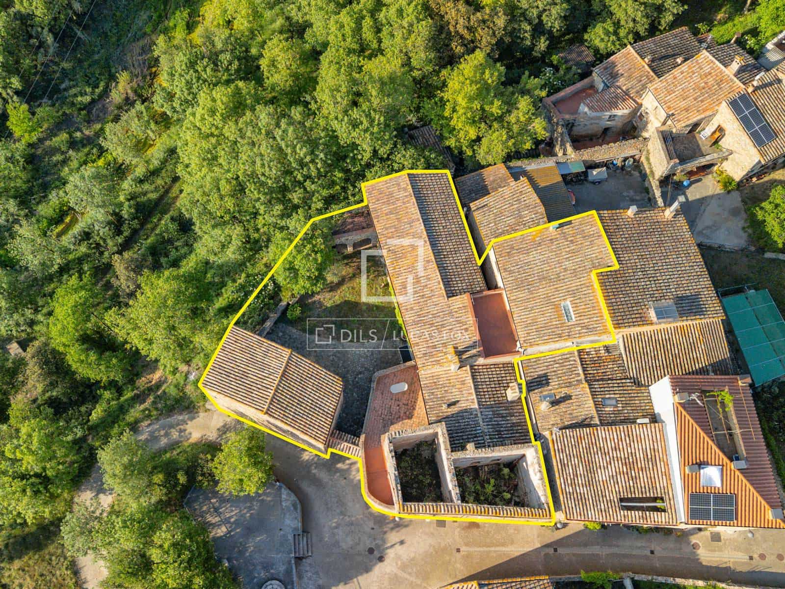 5 sypialnia Finka/Dom wiejski na sprzedaż w Cabanelles - 695 000 € (Ref: 10052054)