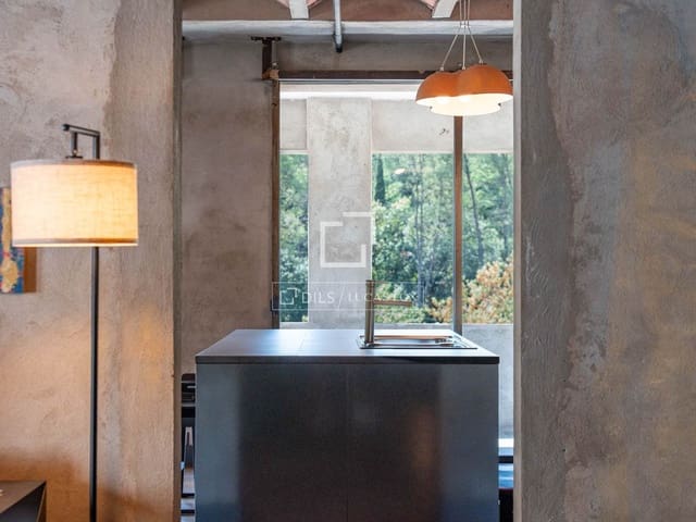 5 soverom Kommersiell til salgs i Girona by med garasje - € 2 100 000 (Ref: 10052056)