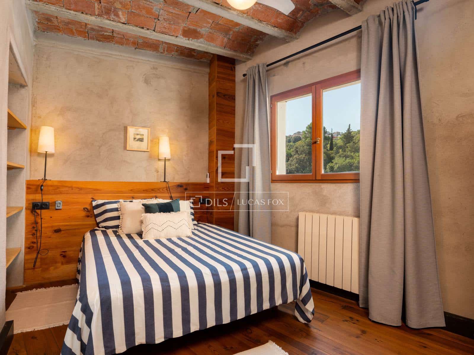 5 soverom Kommersiell til salgs i Girona by med garasje - € 2 100 000 (Ref: 10052056)
