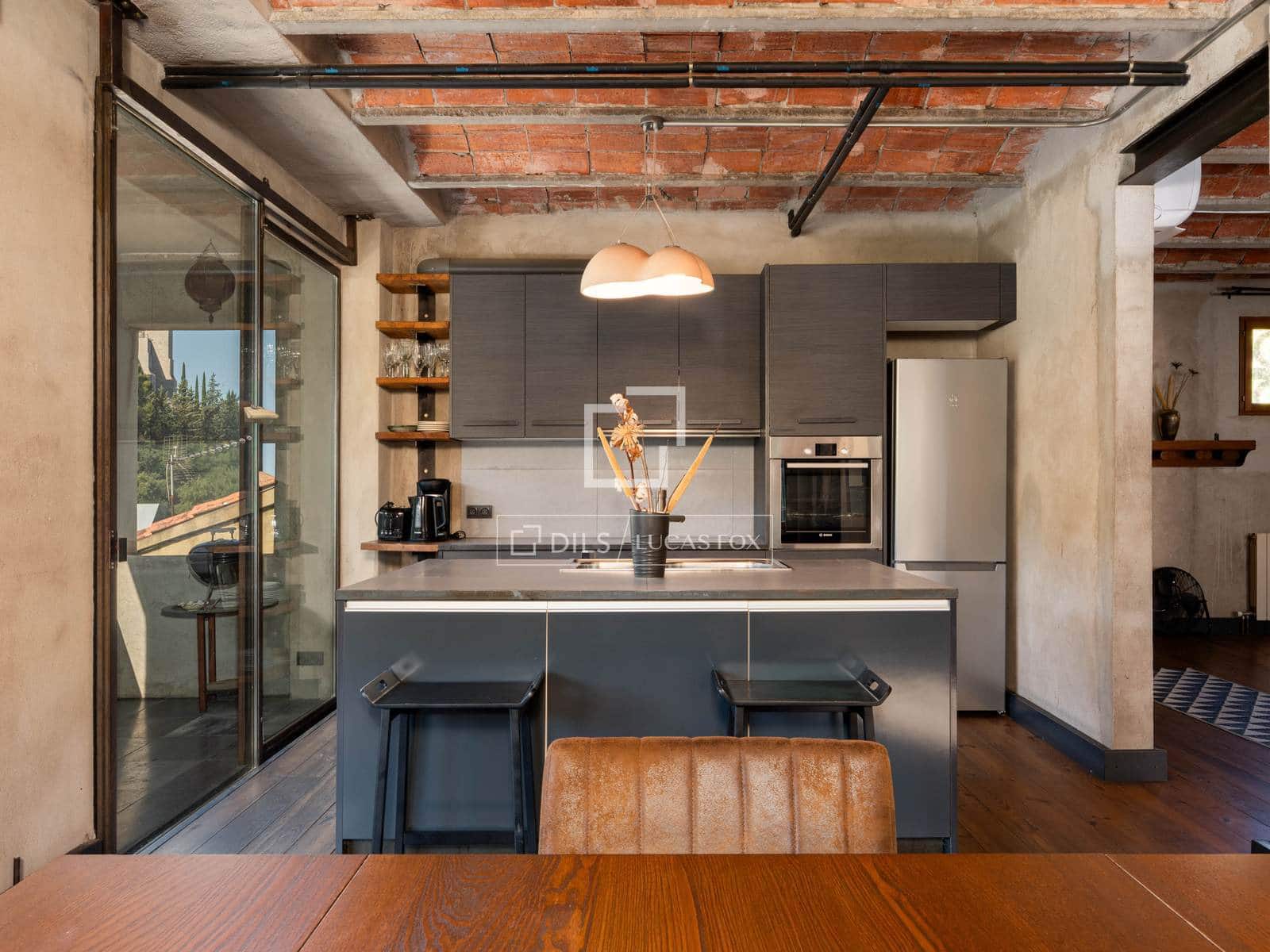 5 soverom Kommersiell til salgs i Girona by med garasje - € 2 100 000 (Ref: 10052056)