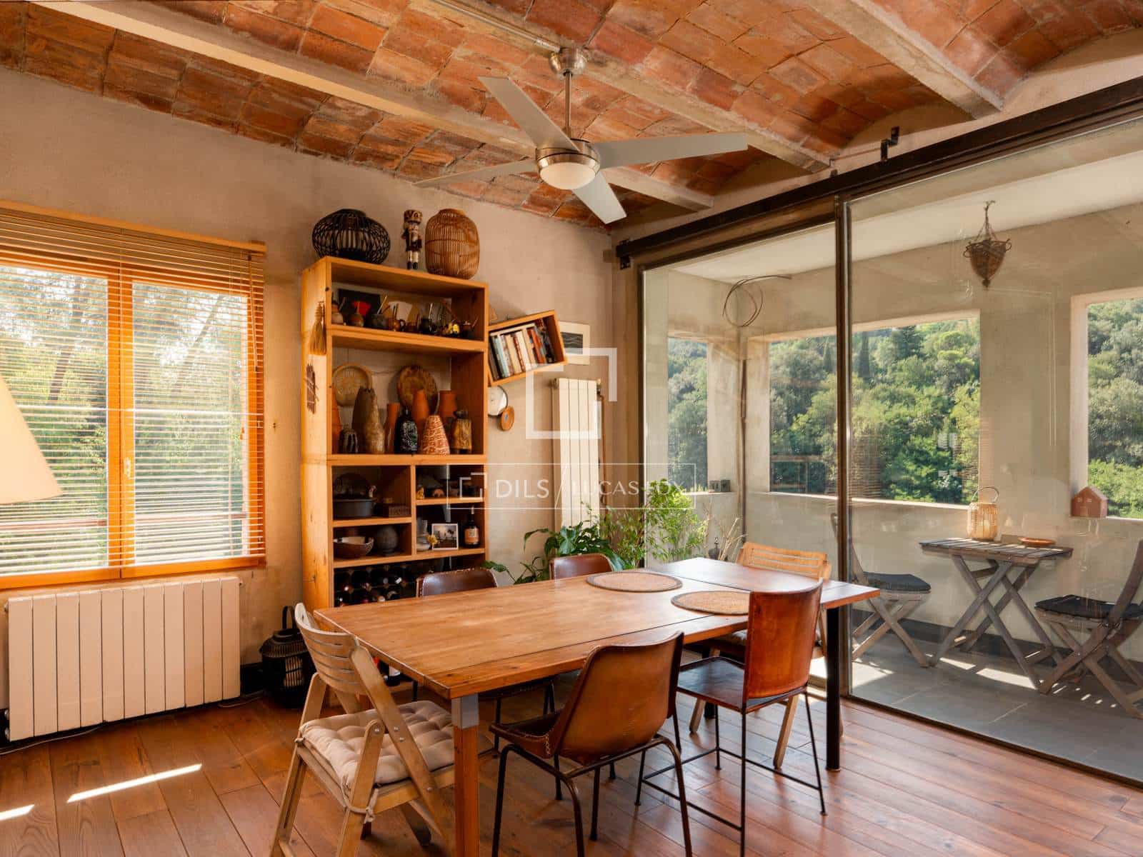 5 soverom Kommersiell til salgs i Girona by med garasje - € 2 100 000 (Ref: 10052056)