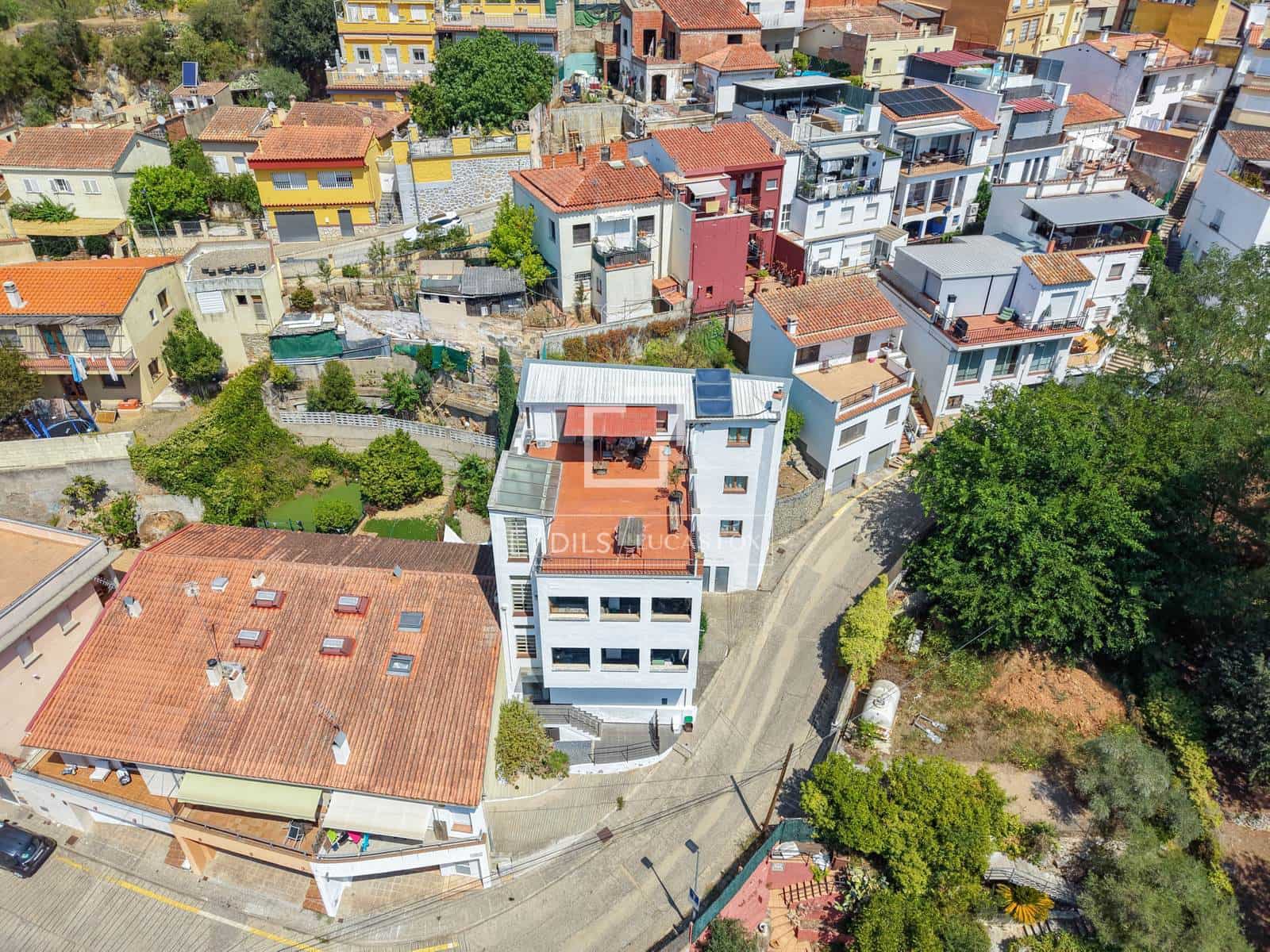 5 soverom Kommersiell til salgs i Girona by med garasje - € 2 100 000 (Ref: 10052056)
