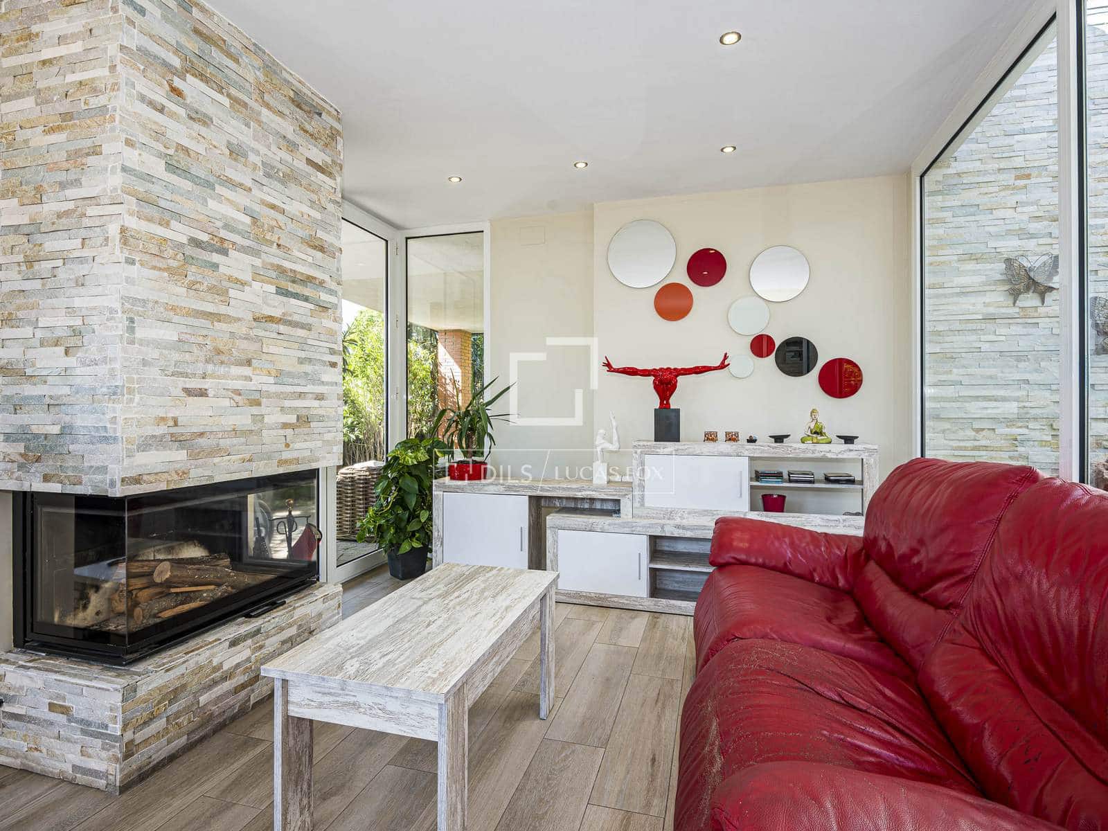 5 bedroom Villa for sale in Cerdanyola del Valles with garage - € 980,000 (Ref: 10052284)