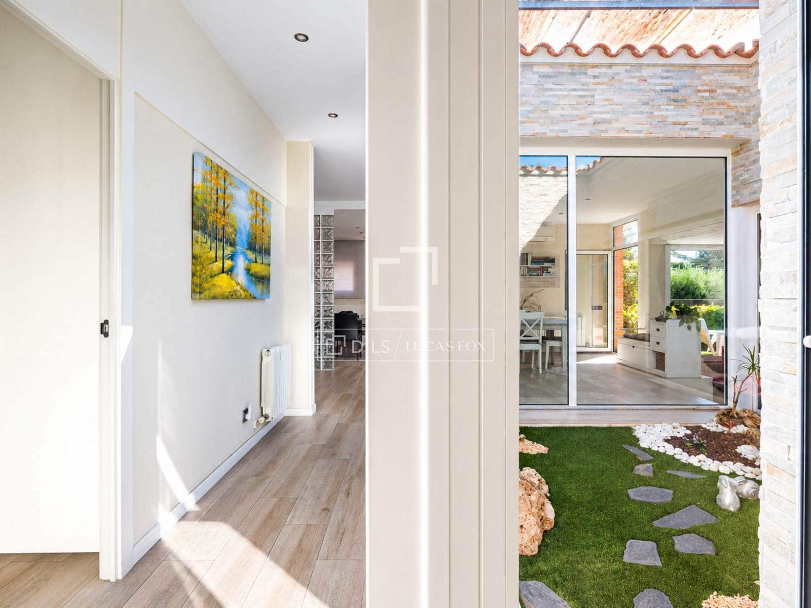 5 bedroom Villa for sale in Cerdanyola del Valles with garage - € 980,000 (Ref: 10052284)