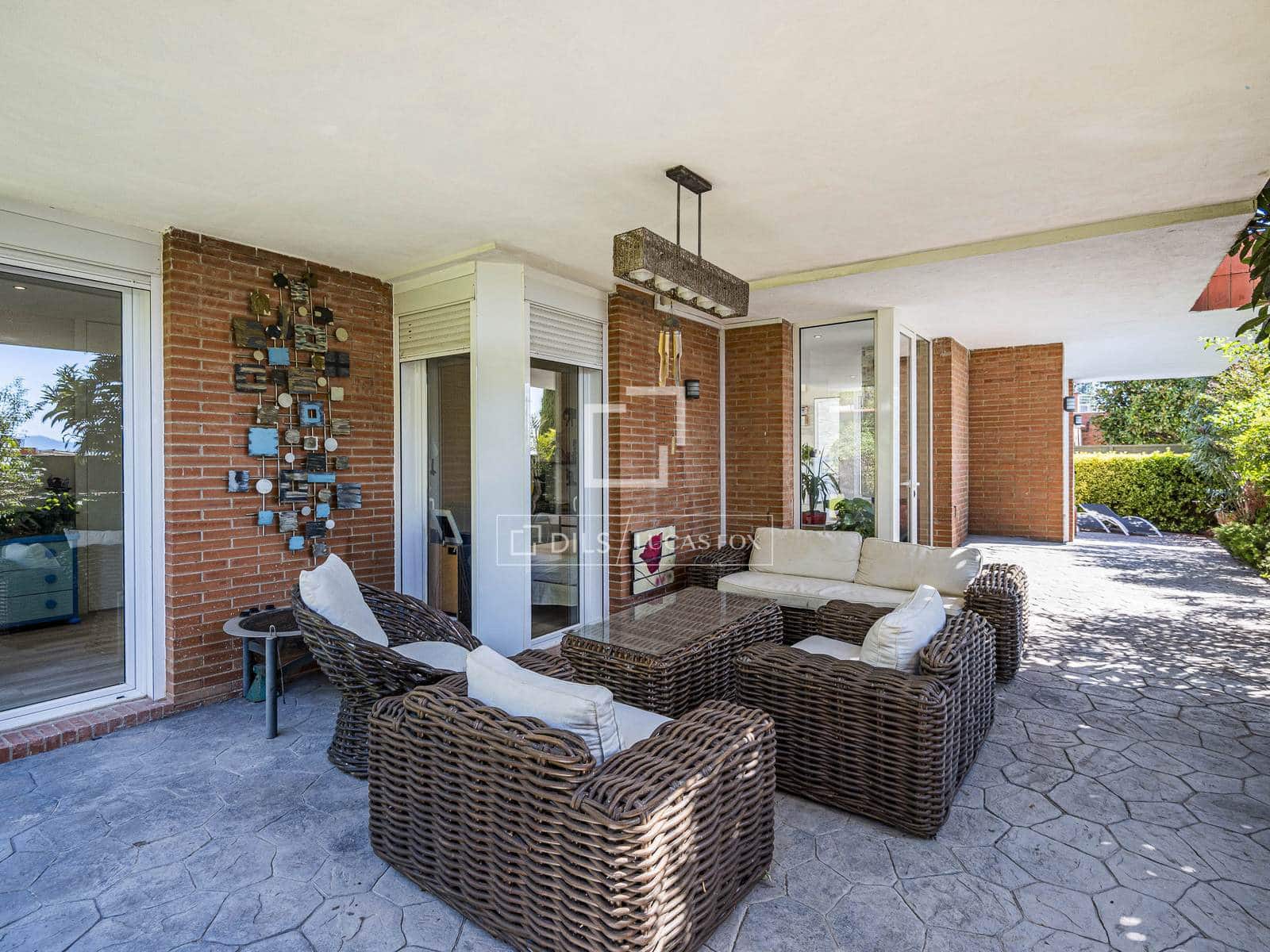 5 bedroom Villa for sale in Cerdanyola del Valles with garage - € 980,000 (Ref: 10052284)