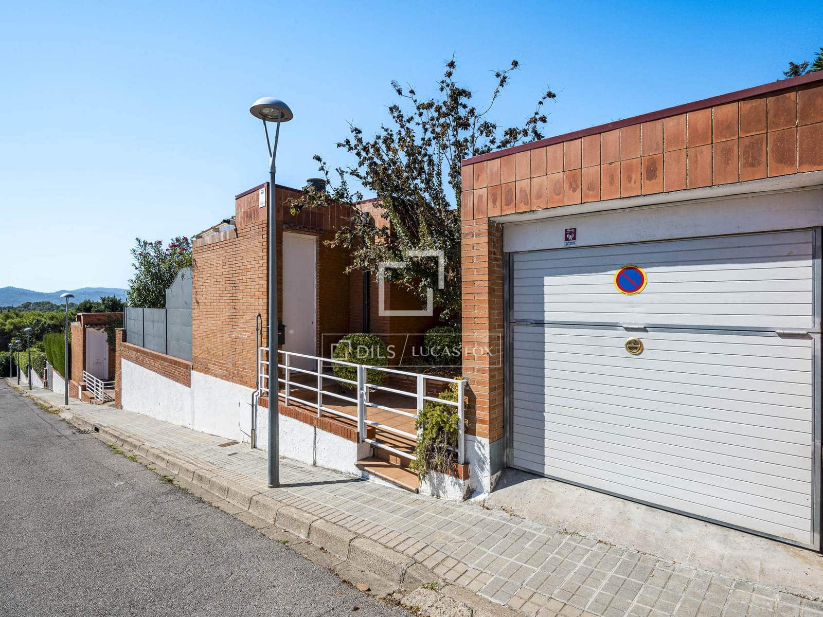 5 bedroom Villa for sale in Cerdanyola del Valles with garage - € 980,000 (Ref: 10052284)
