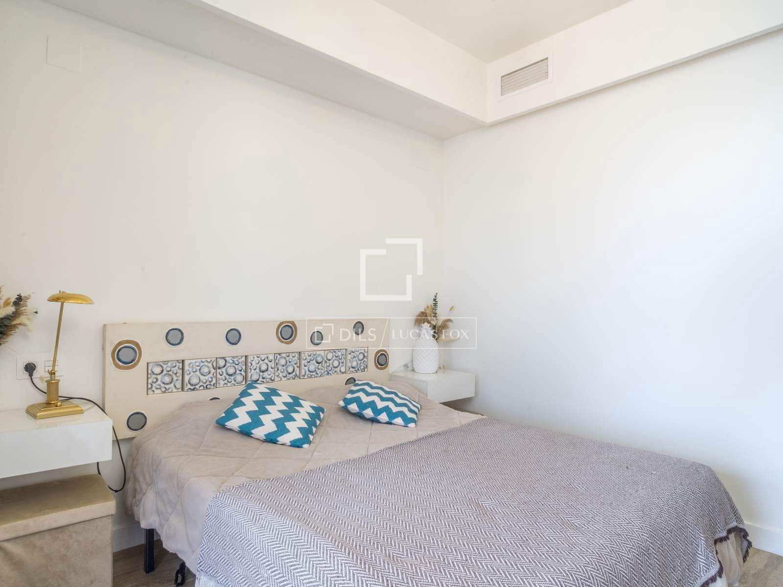 2 bedroom Penthouse for sale in Casares with pool garage - € 520,000 (Ref: 10057157)