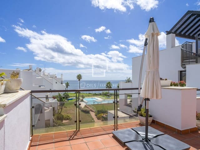 2 bedroom Penthouse for sale in Casares with pool garage - € 520,000 (Ref: 10057157)