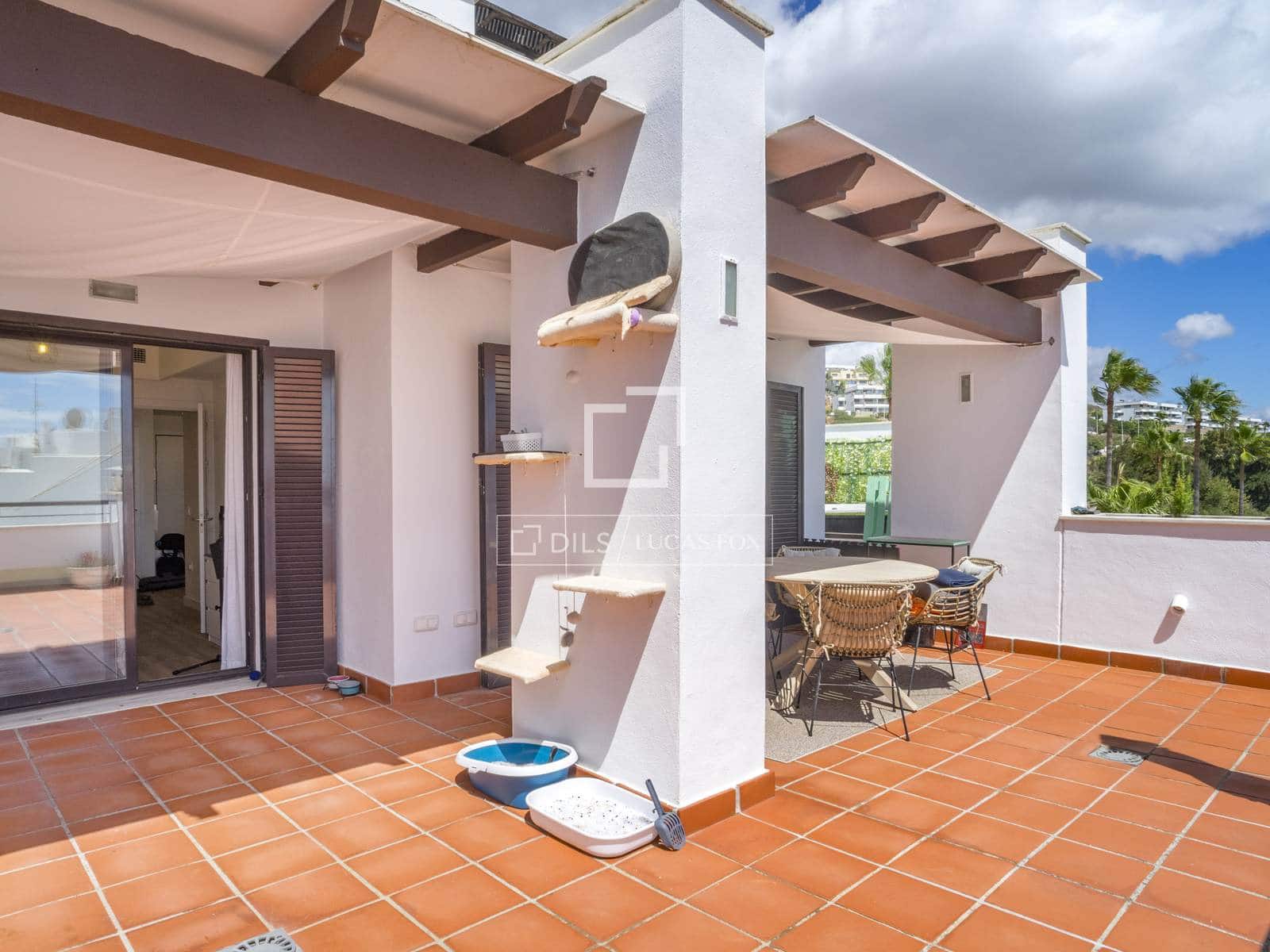 2 bedroom Penthouse for sale in Casares with pool garage - € 520,000 (Ref: 10057157)