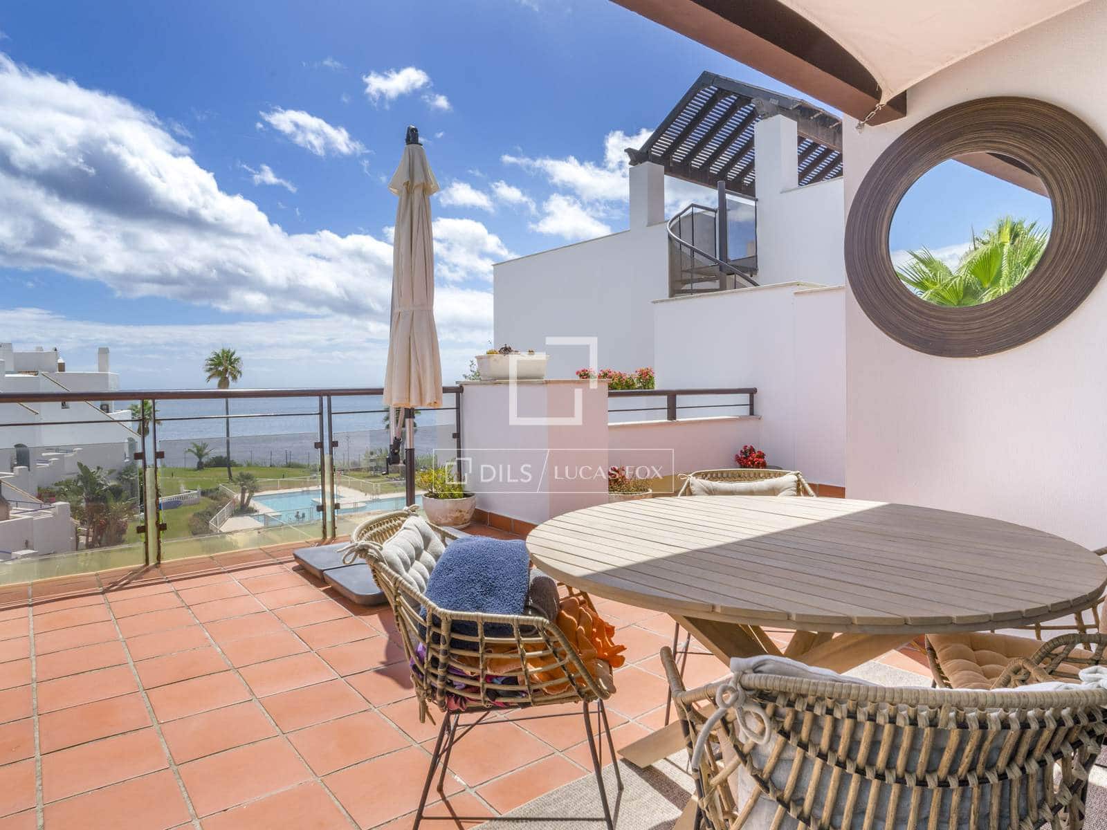 2 bedroom Penthouse for sale in Casares with pool garage - € 520,000 (Ref: 10057157)