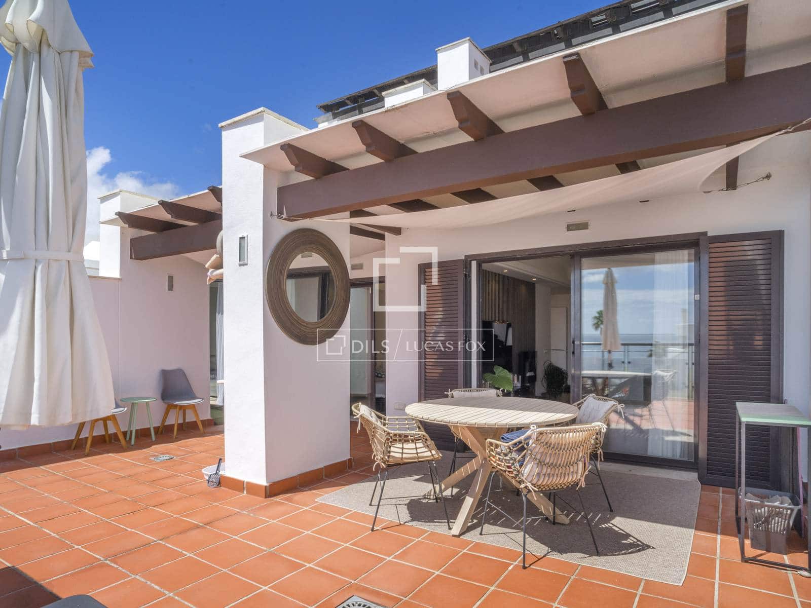 2 bedroom Penthouse for sale in Casares with pool garage - € 520,000 (Ref: 10057157)