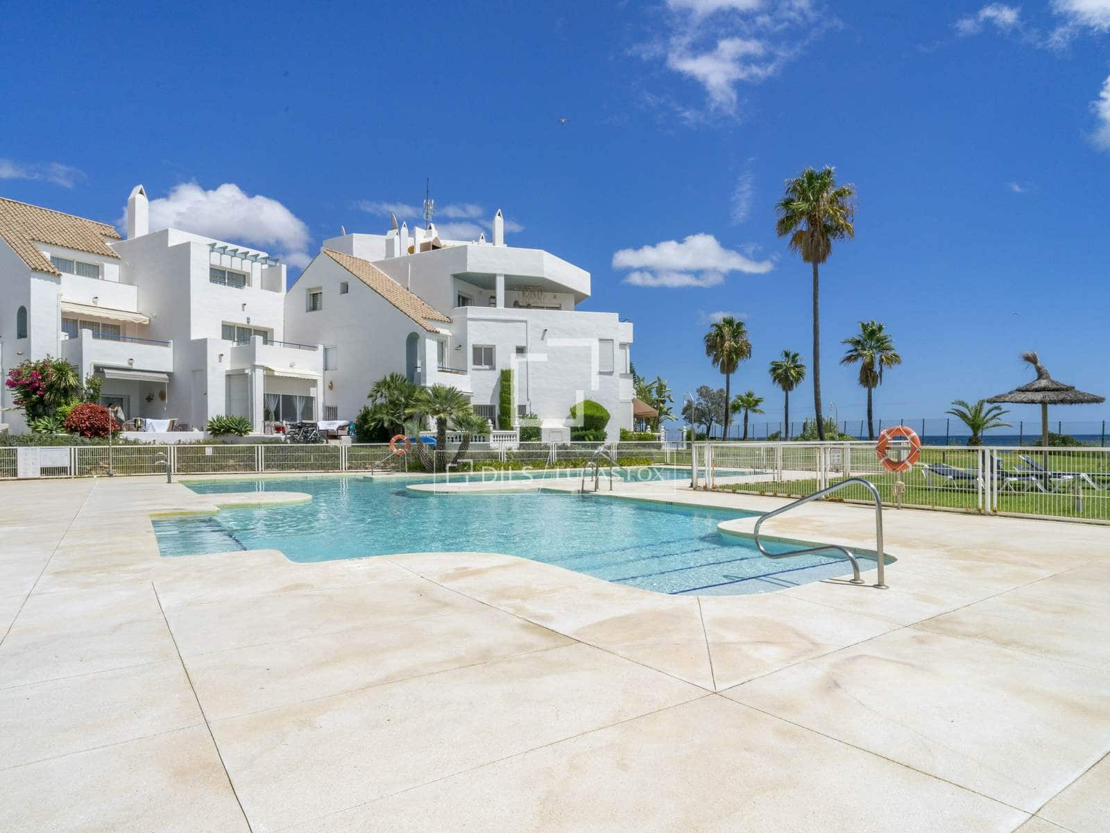 2 bedroom Penthouse for sale in Casares with pool garage - € 520,000 (Ref: 10057157)