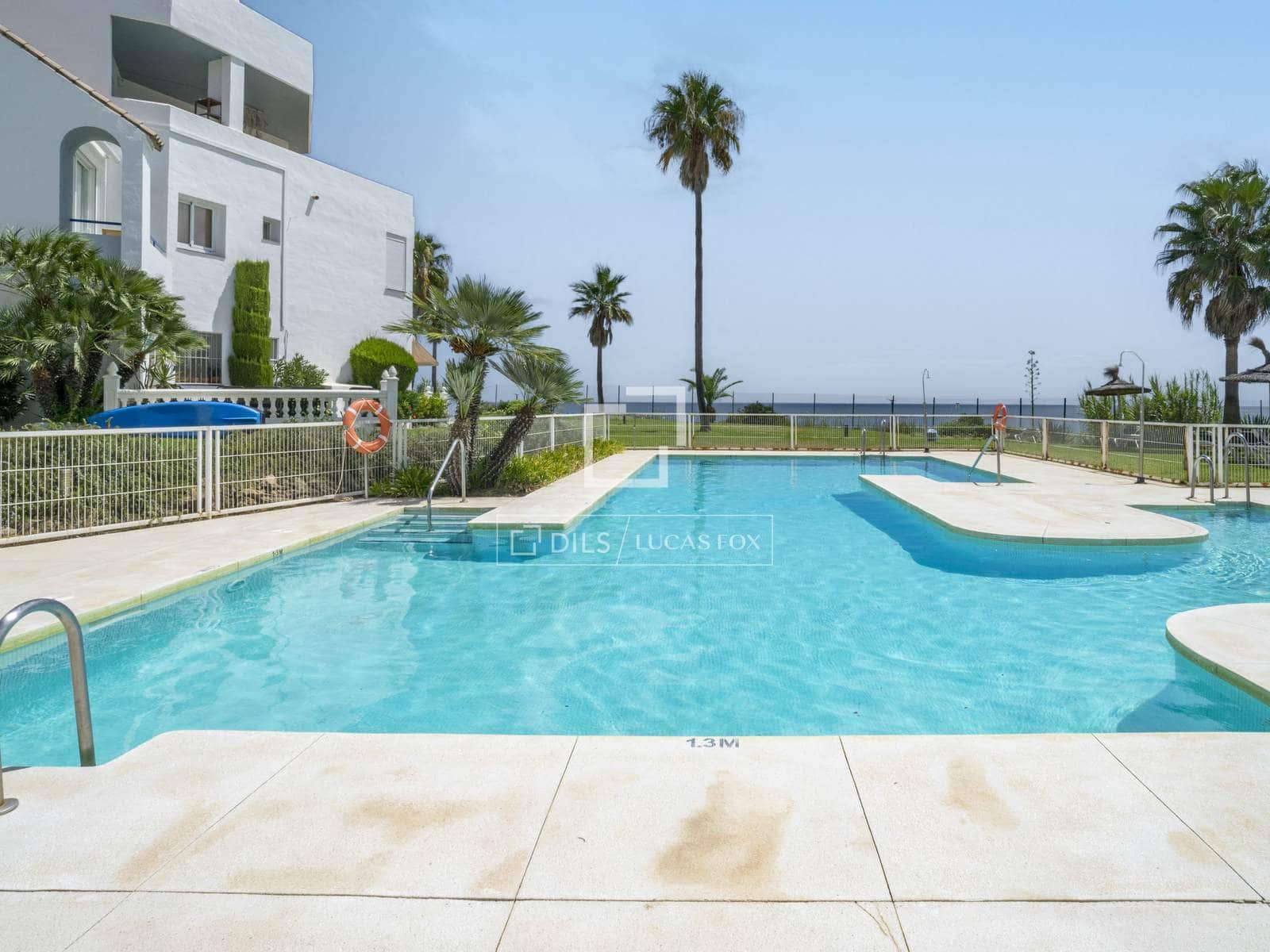 2 bedroom Penthouse for sale in Casares with pool garage - € 520,000 (Ref: 10057157)