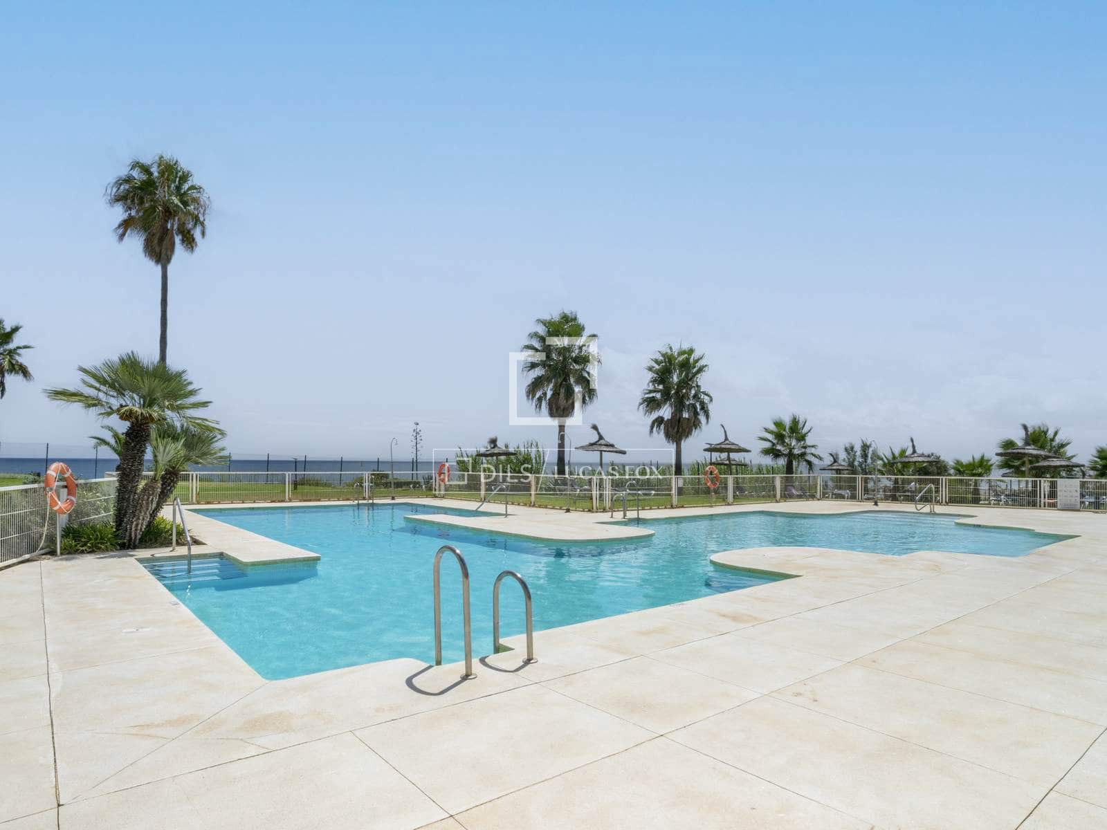 2 bedroom Penthouse for sale in Casares with pool garage - € 520,000 (Ref: 10057157)