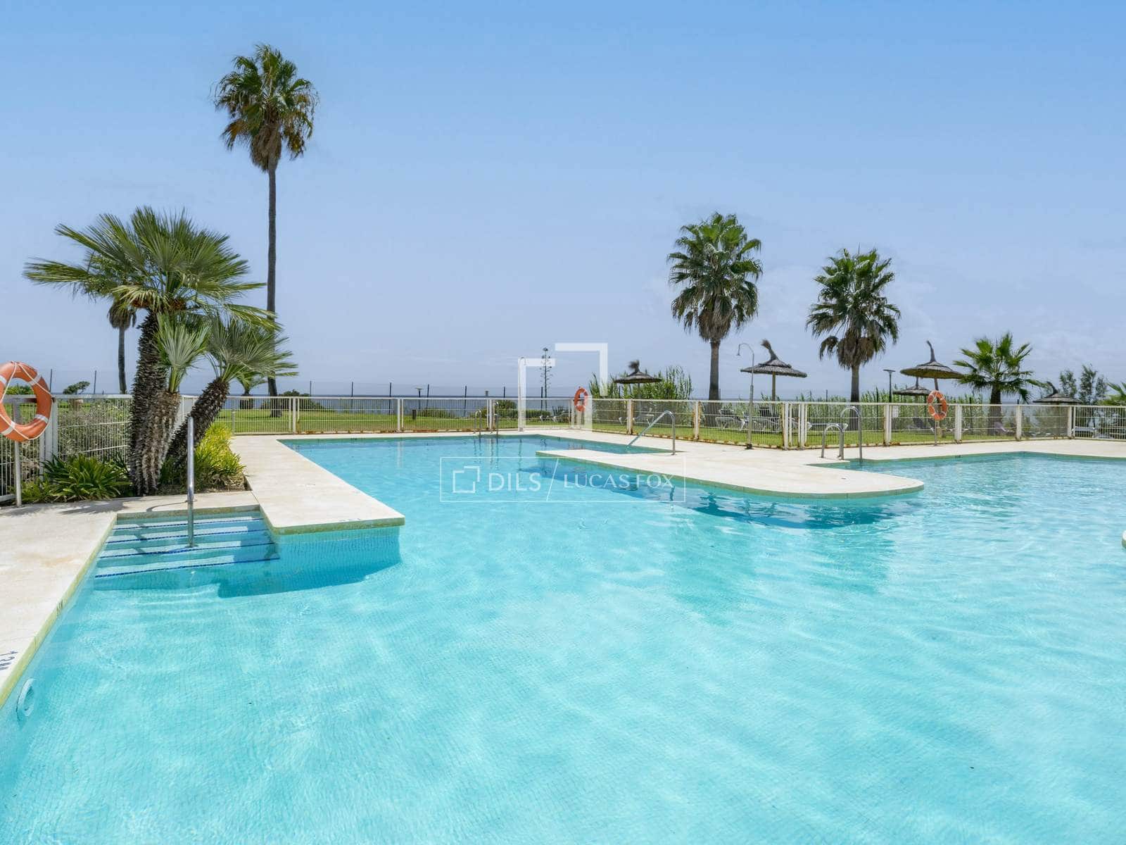 2 bedroom Penthouse for sale in Casares with pool garage - € 520,000 (Ref: 10057157)
