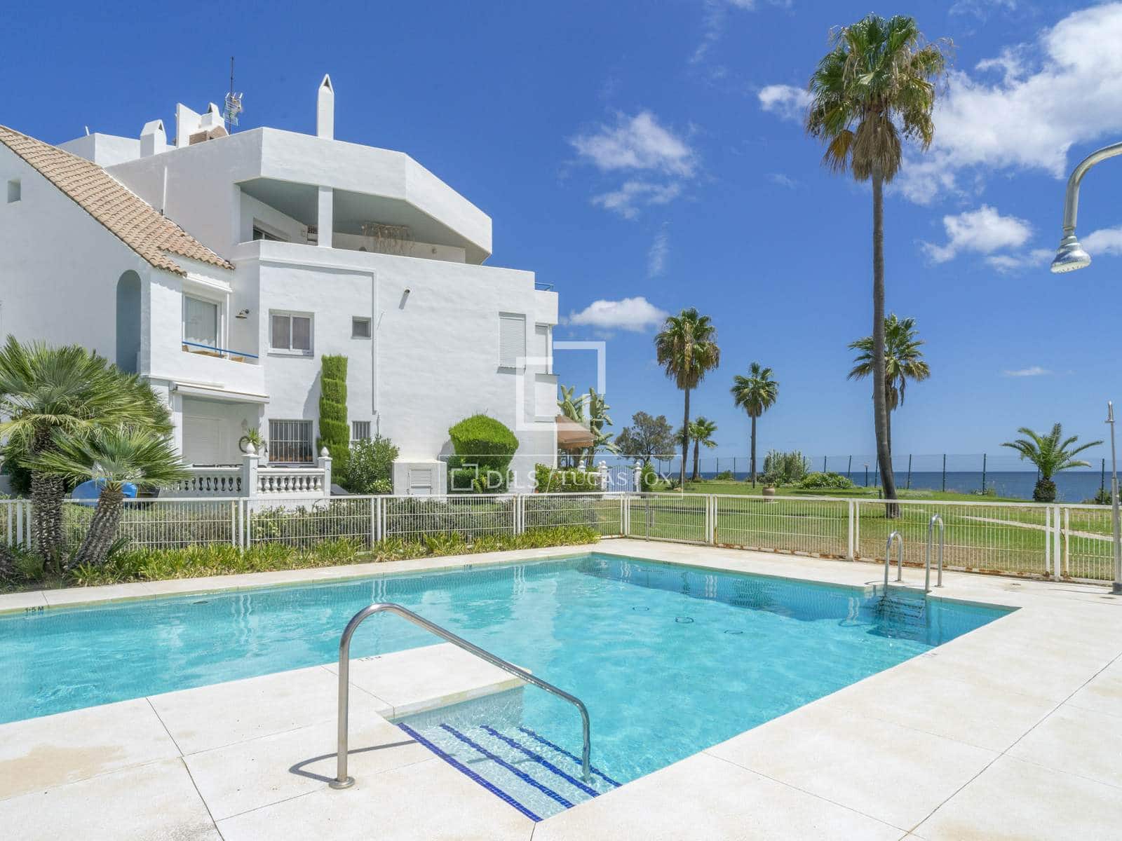 2 bedroom Penthouse for sale in Casares with pool garage - € 520,000 (Ref: 10057157)