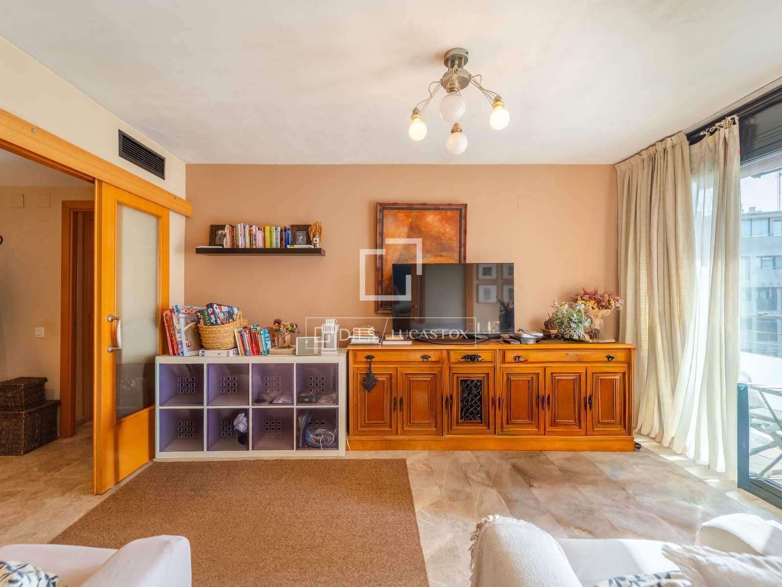 3 bedroom Penthouse for sale in Valencia city with pool garage - € 900,000 (Ref: 10057159)