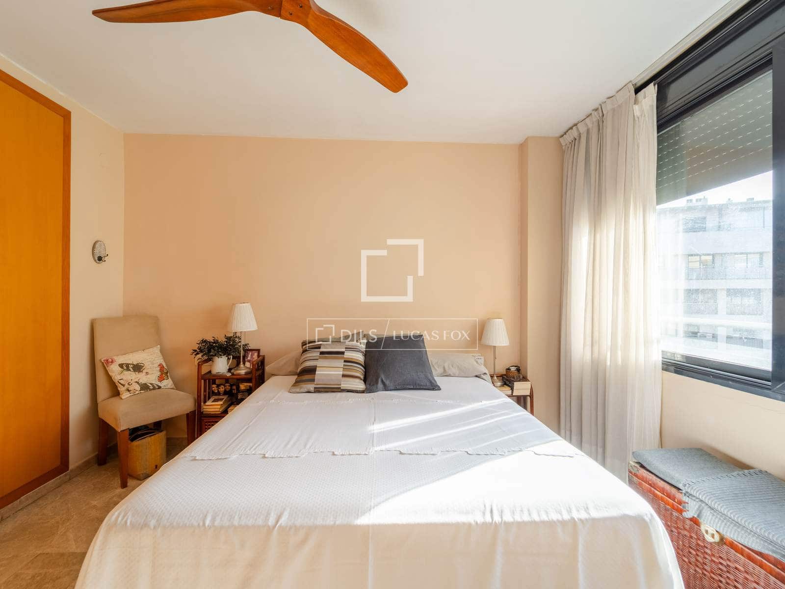3 bedroom Penthouse for sale in Valencia city with pool garage - € 900,000 (Ref: 10057159)