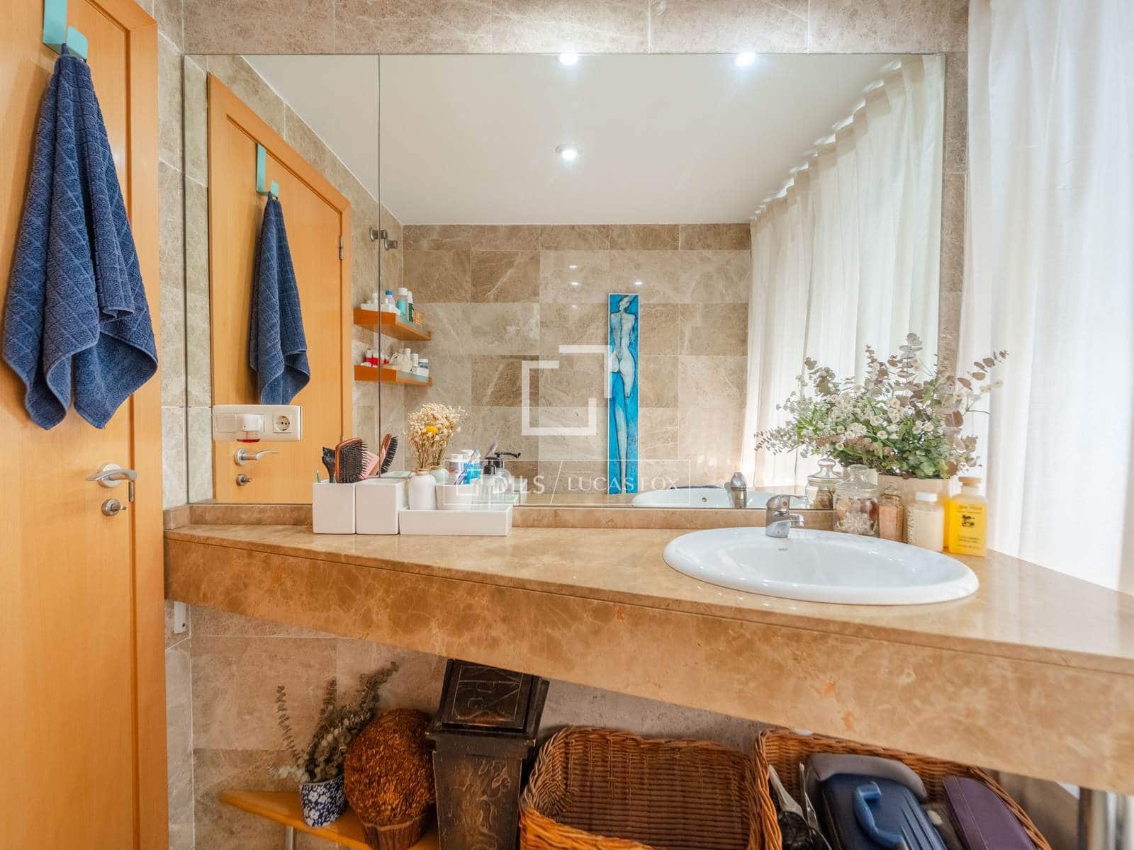 3 bedroom Penthouse for sale in Valencia city with pool garage - € 900,000 (Ref: 10057159)