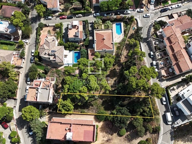 Building Plot for sale in Platja d'Aro, Castell-Platja d'Aro - € 250,000 (Ref: 10057160)