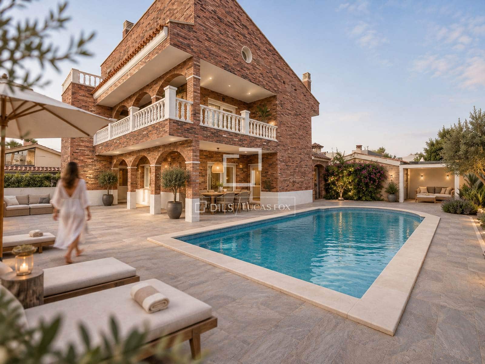 5 soverom Villa til salgs i Cambrils med svømmebasseng garasje - € 585 000 (Ref: 10057162)
