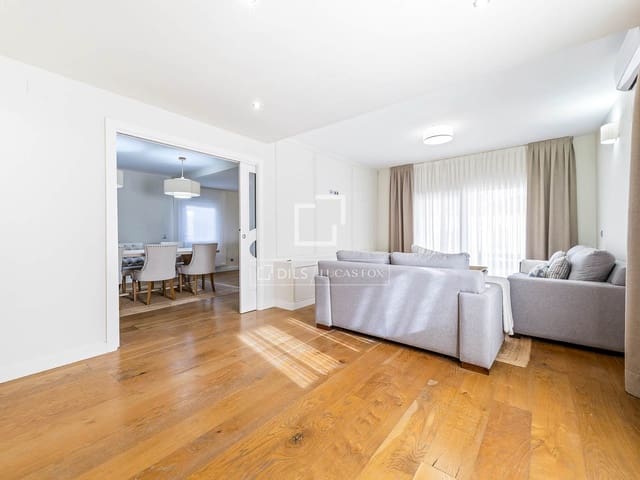 5 soverom Villa til salgs i Cambrils med svømmebasseng garasje - € 585 000 (Ref: 10057162)