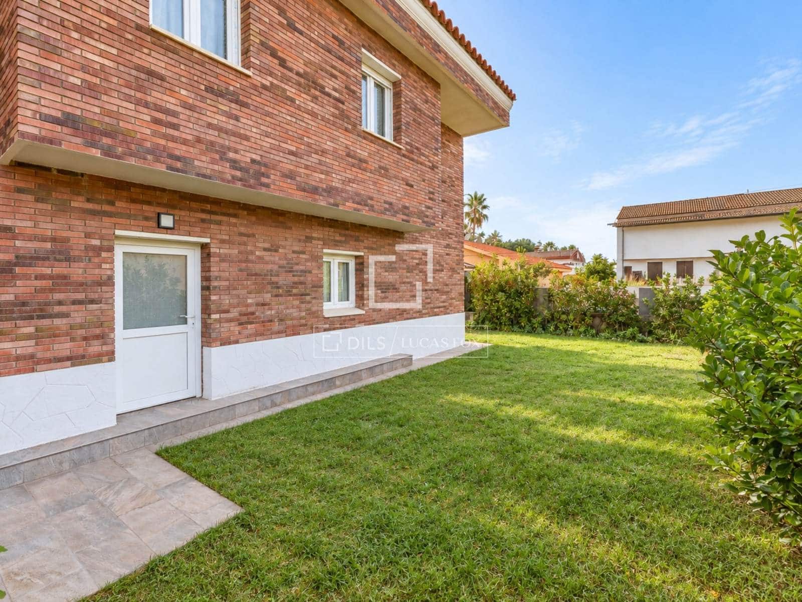 5 soverom Villa til salgs i Cambrils med svømmebasseng garasje - € 585 000 (Ref: 10057162)