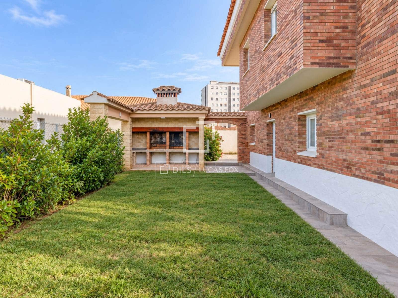 5 soverom Villa til salgs i Cambrils med svømmebasseng garasje - € 585 000 (Ref: 10057162)