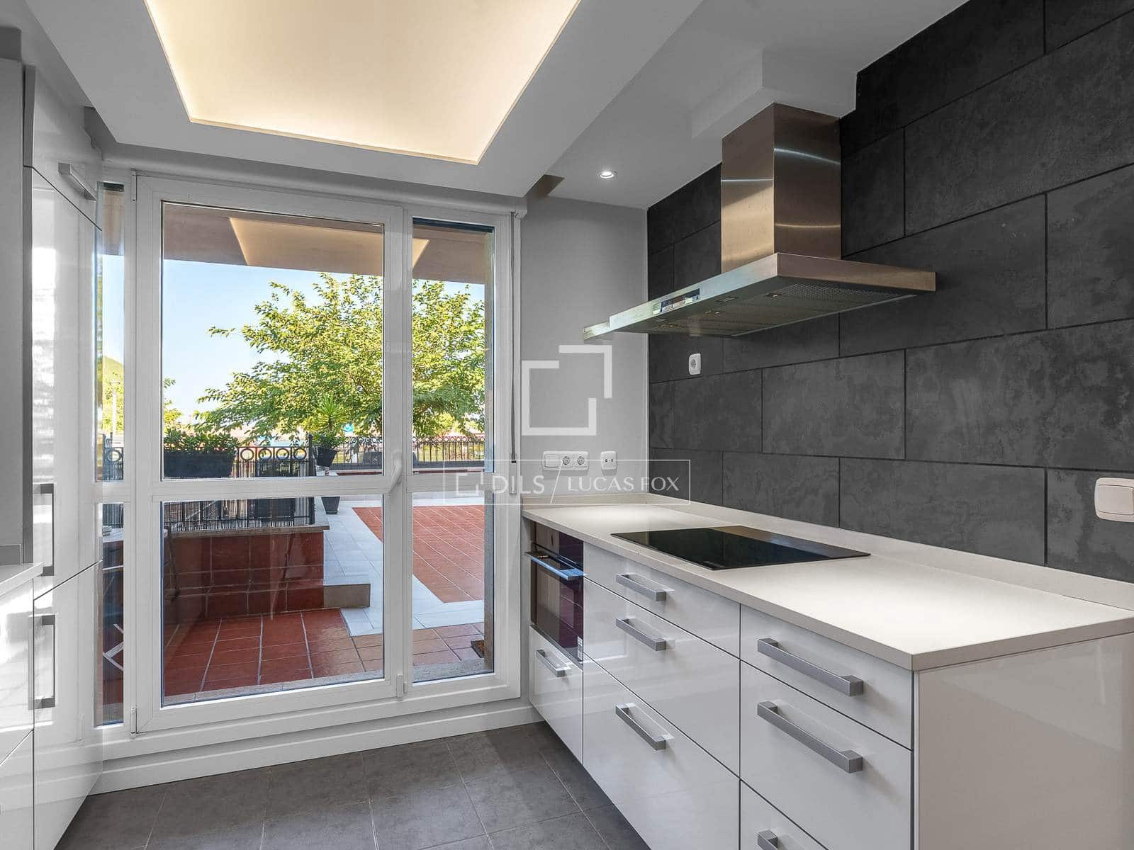 Apartamento de 3 habitaciones en Orio en alquiler con piscina garaje - 3.000 € (Ref: 10057342)