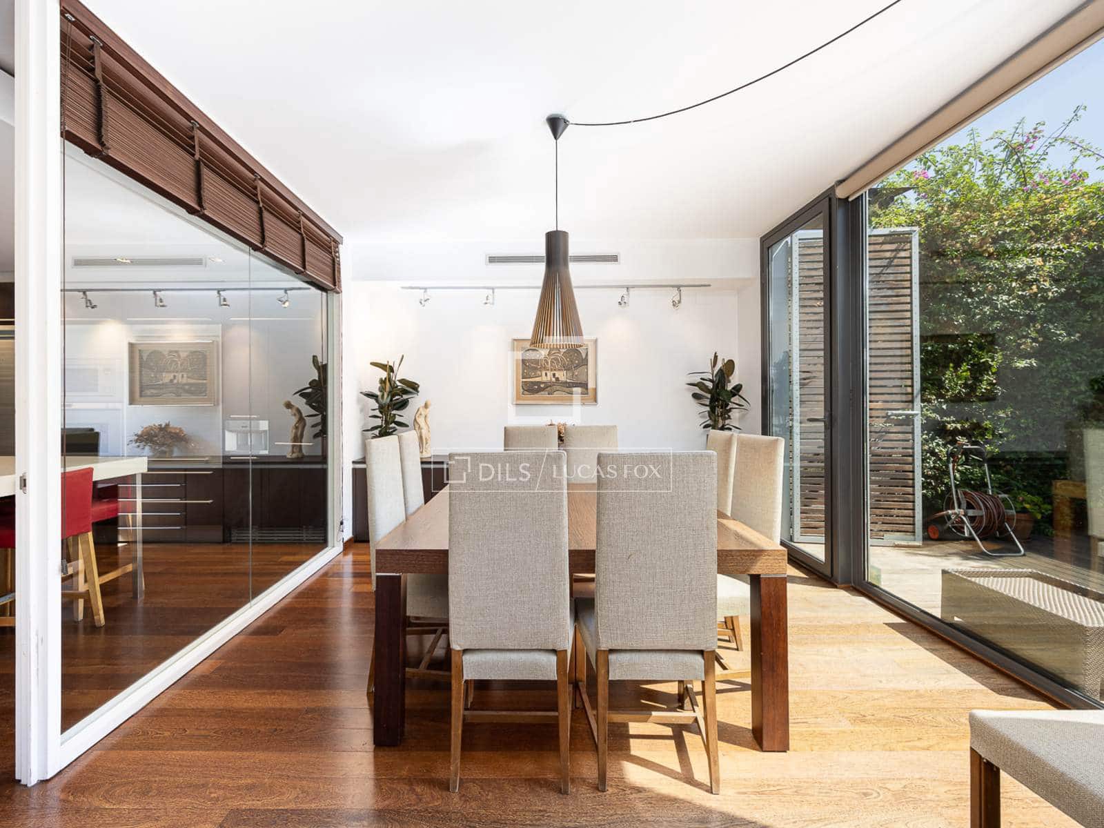 4 bedroom Villa for sale in Barcelona city with pool garage - € 2,750,000 (Ref: 10057343)