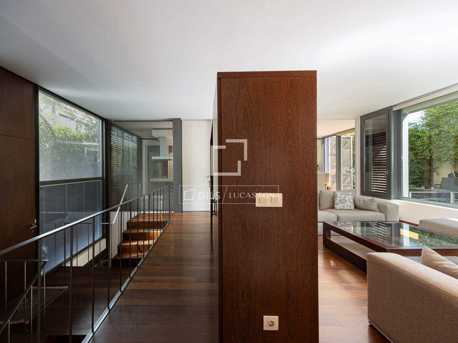 4 bedroom Villa for sale in Barcelona city with pool garage - € 2,750,000 (Ref: 10057343)