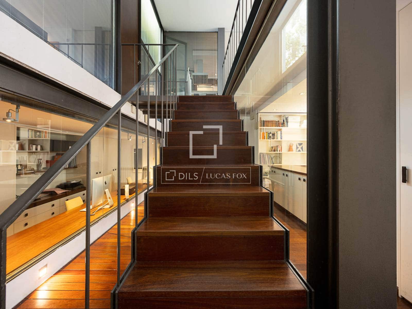 4 bedroom Villa for sale in Barcelona city with pool garage - € 2,750,000 (Ref: 10057343)