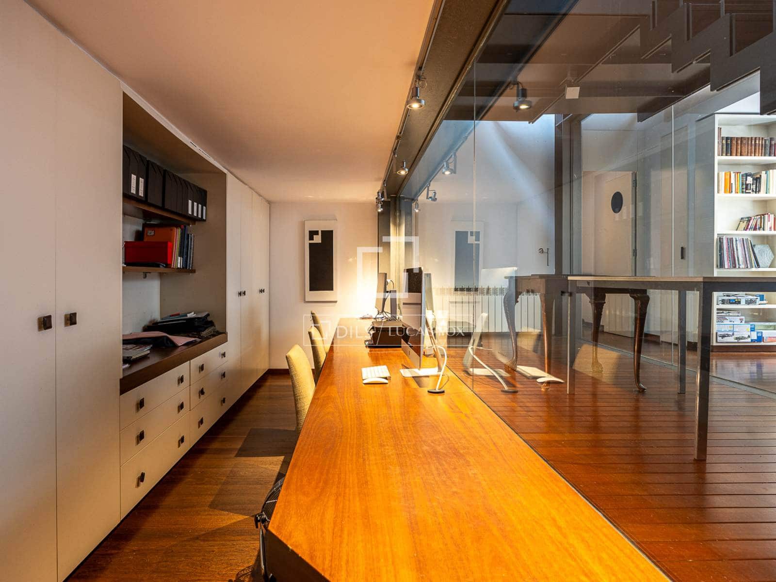 4 bedroom Villa for sale in Barcelona city with pool garage - € 2,750,000 (Ref: 10057343)