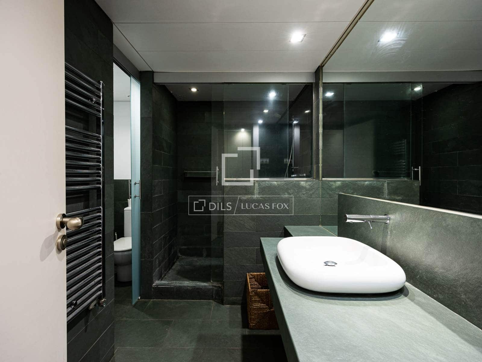4 bedroom Villa for sale in Barcelona city with pool garage - € 2,750,000 (Ref: 10057343)