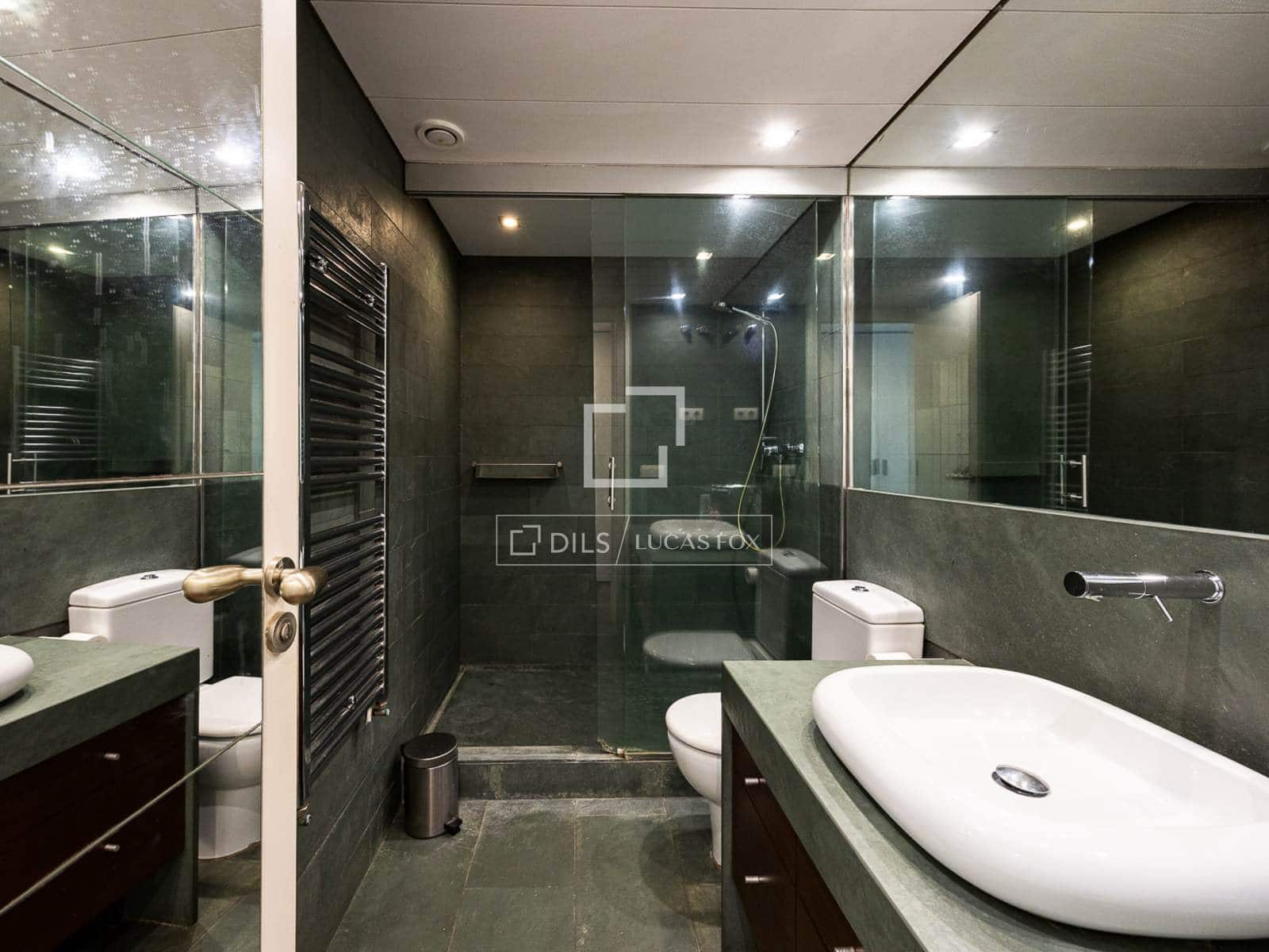 4 bedroom Villa for sale in Barcelona city with pool garage - € 2,750,000 (Ref: 10057343)