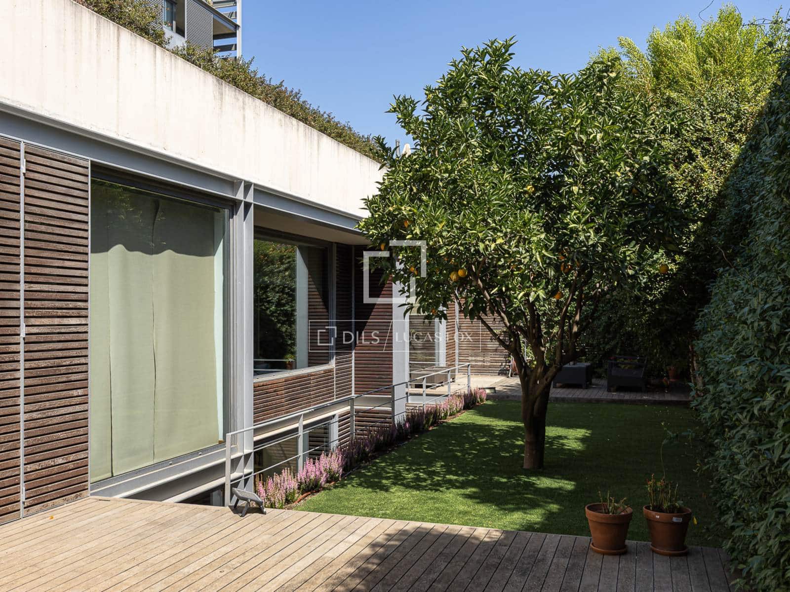 4 bedroom Villa for sale in Barcelona city with pool garage - € 2,750,000 (Ref: 10057343)
