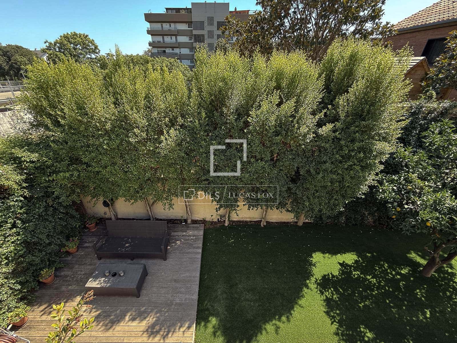 4 bedroom Villa for sale in Barcelona city with pool garage - € 2,750,000 (Ref: 10057343)