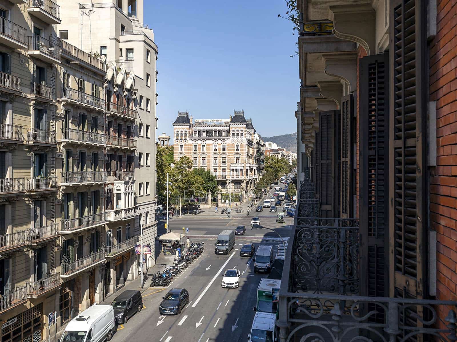 3 quarto Apartamento para arrendar em Barcelona cidade com garagem - 7 835 € (Ref: 10057563)