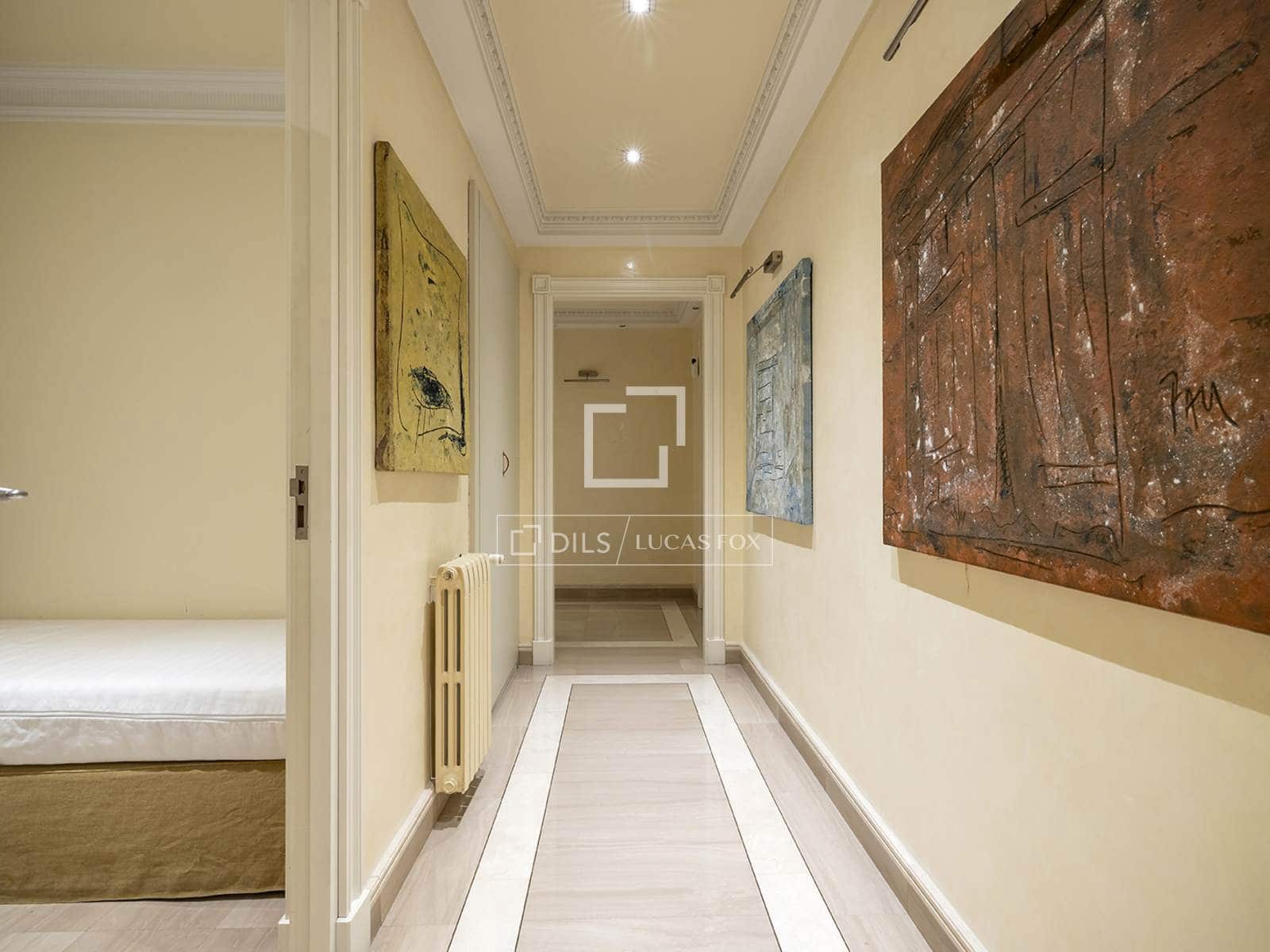 3 quarto Apartamento para arrendar em Barcelona cidade com garagem - 7 835 € (Ref: 10057563)