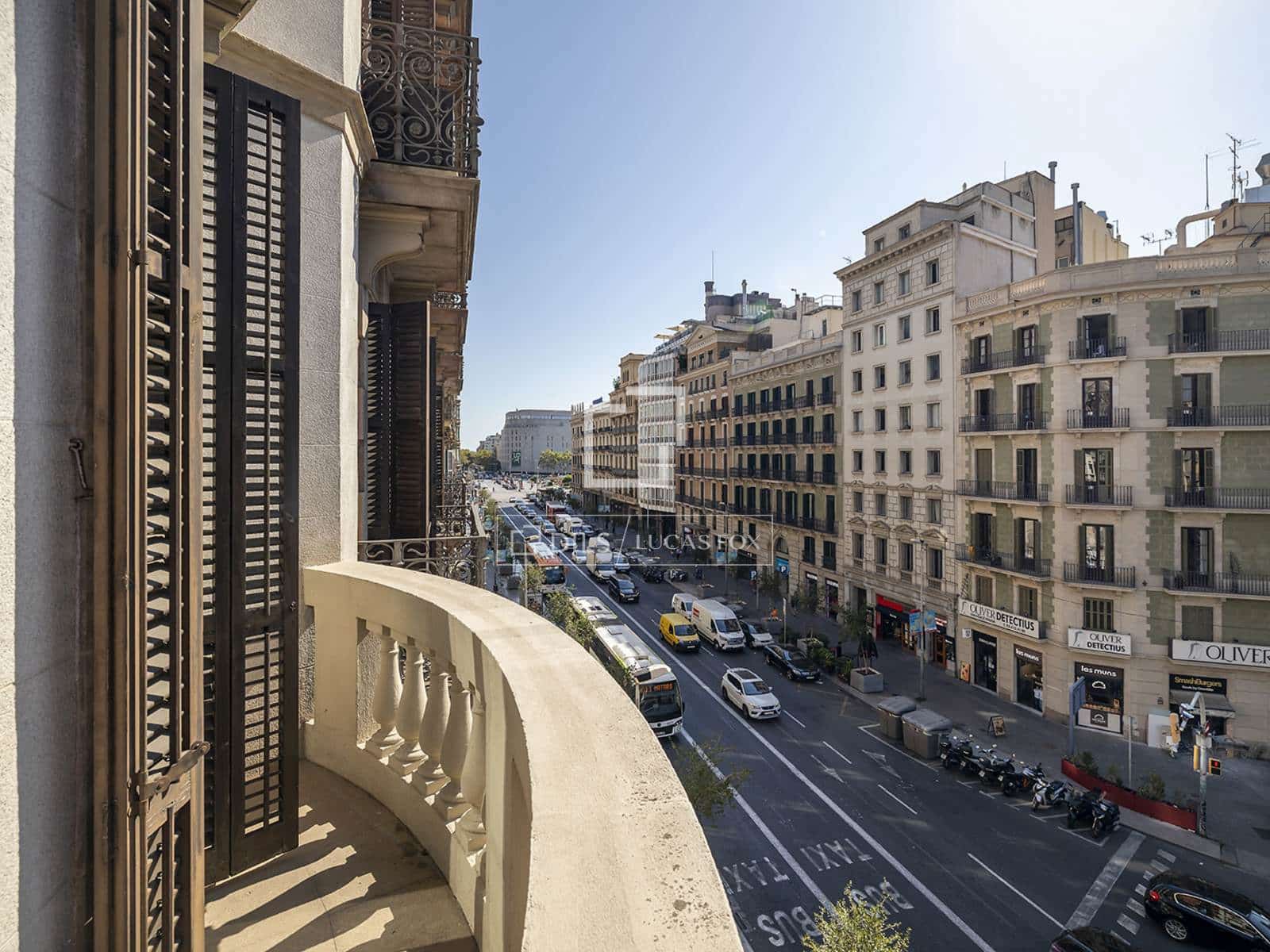 3 quarto Apartamento para arrendar em Barcelona cidade com garagem - 7 835 € (Ref: 10057563)