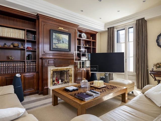 3 quarto Apartamento para arrendar em Barcelona cidade com garagem - 7 835 € (Ref: 10057563)