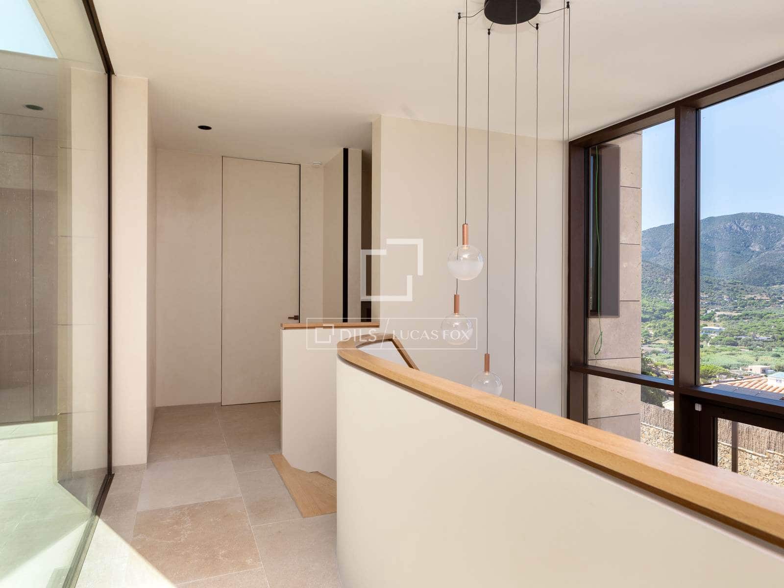 3 bedroom Villa for sale in El Port de la Selva with pool garage - € 2,290,000 (Ref: 10057565)