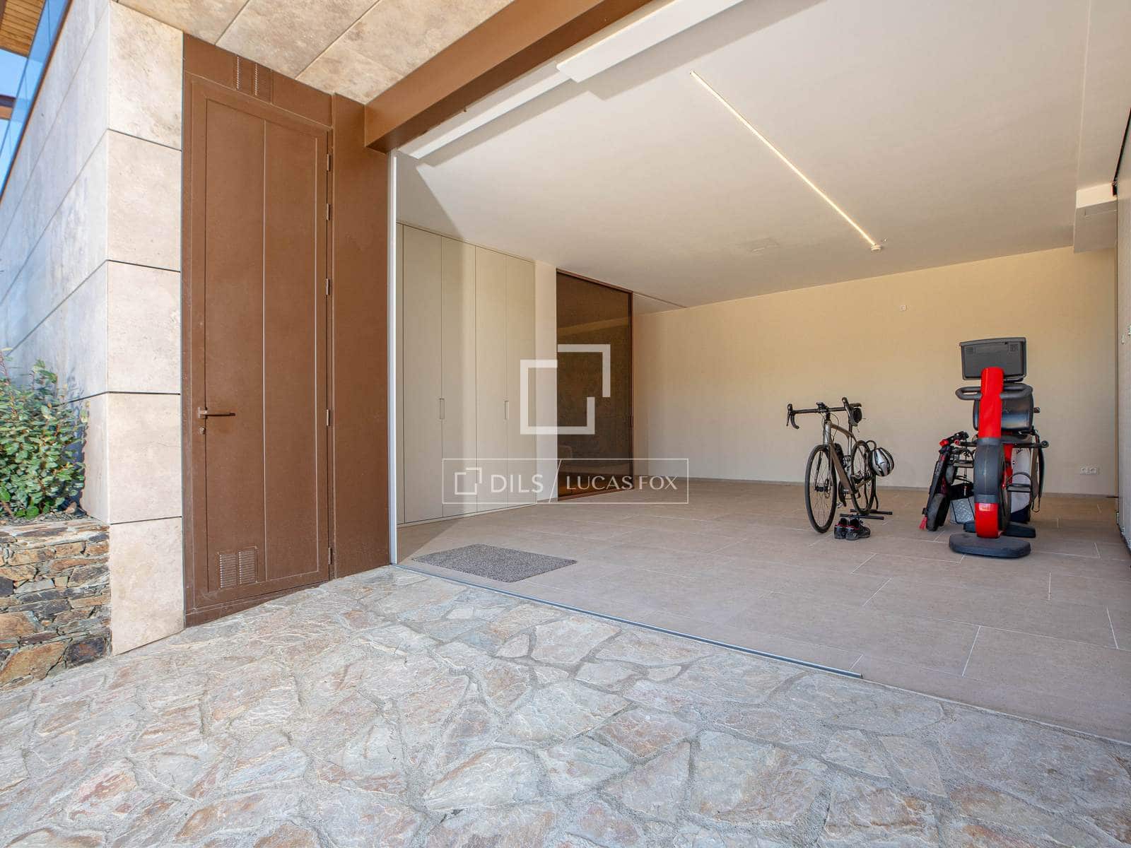 3 bedroom Villa for sale in El Port de la Selva with pool garage - € 2,290,000 (Ref: 10057565)